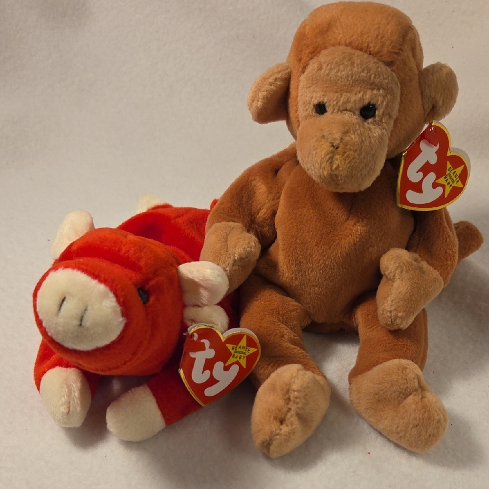 Rare 1995 Ty Beanie Babies Pair Bongo Monkey W Star Overlay Sticker & Snort Bull